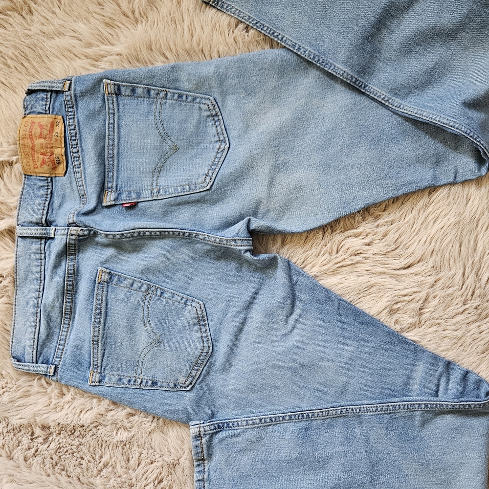 Levi's Men's Sky Blue Relaxed Jeans